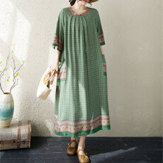 批发实拍26夏季新品文艺人棉印花宽松显瘦大码<b class='q'>民族风</b><b class='q'>连衣裙</b>袍子女