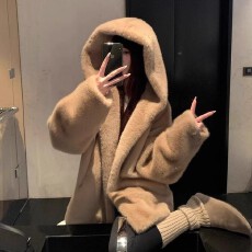 批发仿水貂毛 奶油瑞士卷 环保皮草女冬慵懒宽松短款连帽毛绒绒外套