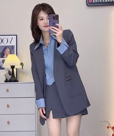 페이크 레이어드 정장 V넥 긴팔 2026 가을 여성 의류 새로운 패션 슬림해 보이는 캐주얼 투피스 세트