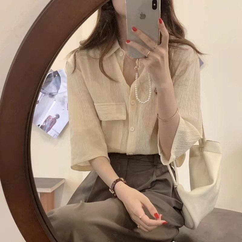 살구 색상 여성 셔츠 여름 미니멀리즘 레트로 루즈핏 7부 소매 셔츠 다용도 디자인 센스 느긋한 반팔 맨위 트렌디