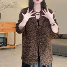 批发豹纹西装女2026秋季新款设计感小众宽松休闲小个子<b class='q'>韩版</b>西服外套潮