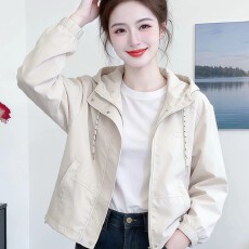 批发小个子连帽外套女2026<b class='q'>春</b>秋新款时尚百搭冲锋衣夹克上衣