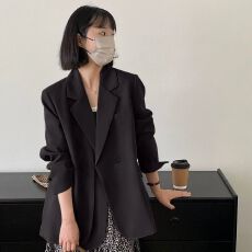 批发高级感灰色小西装<b class='q'>外套</b>女韩版双门襟设计感小众小个子<b class='q'>休闲</b>气质上衣