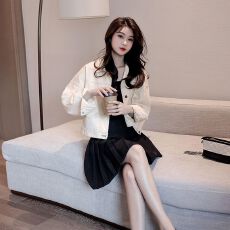 批发时尚短款<b class='q'>牛仔</b>外套女2026春秋韩版新款个性工装夹克小个子宽松上衣