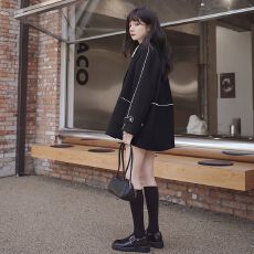 批发设计感宽松西装<b class='q'>女</b>2026春秋新款韩版长袖<b class='q'>西服</b>上衣百搭职业装外套