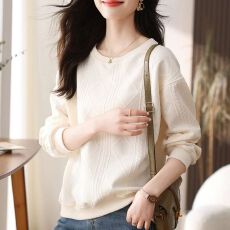 批发美拉德圆领宽松韩系卫衣<b class='q'>女</b>秋冬加厚小香风套头打底内搭长袖上衣