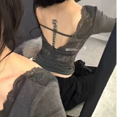 报单有货春秋新款显瘦小众设计长袖V领蕾丝拼接T恤上衣