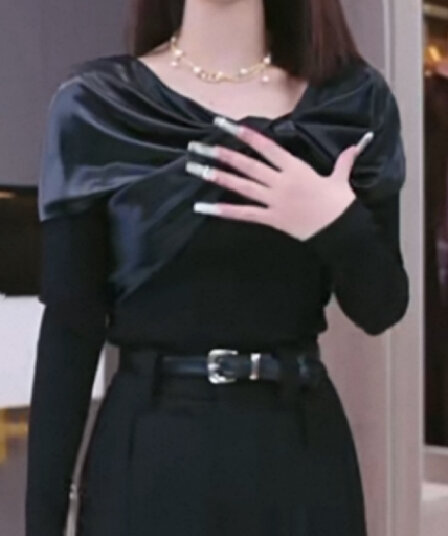 주문 재고 있음 새틴 패치워크 오프숄더 부드러운 긴팔 티셔츠 봄 가을 여성 의류 새로운 기본 셔츠 유럽 상품 맨위