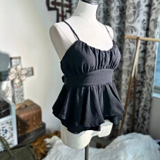 批发报单有货外贸美单法式肌理感双层木耳边蝴蝶结修身<b class='q'>裙摆</b>吊带<b class='q'>上衣</b>