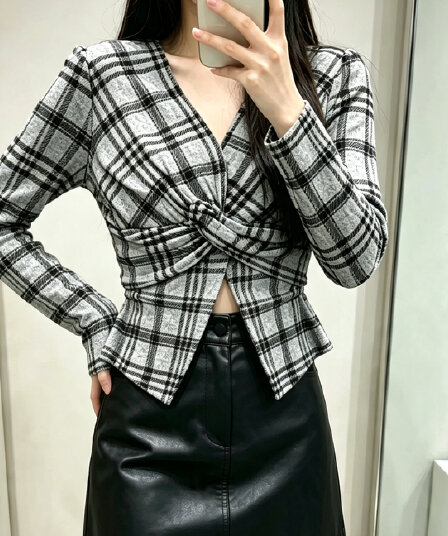재고 있음 작은 키 불규칙 십자가 V넥 디자인 센스 몸매 가꾸기 체크무늬 식물 플러시 작은 셔츠 외국 가스 다용도 맨위 여성