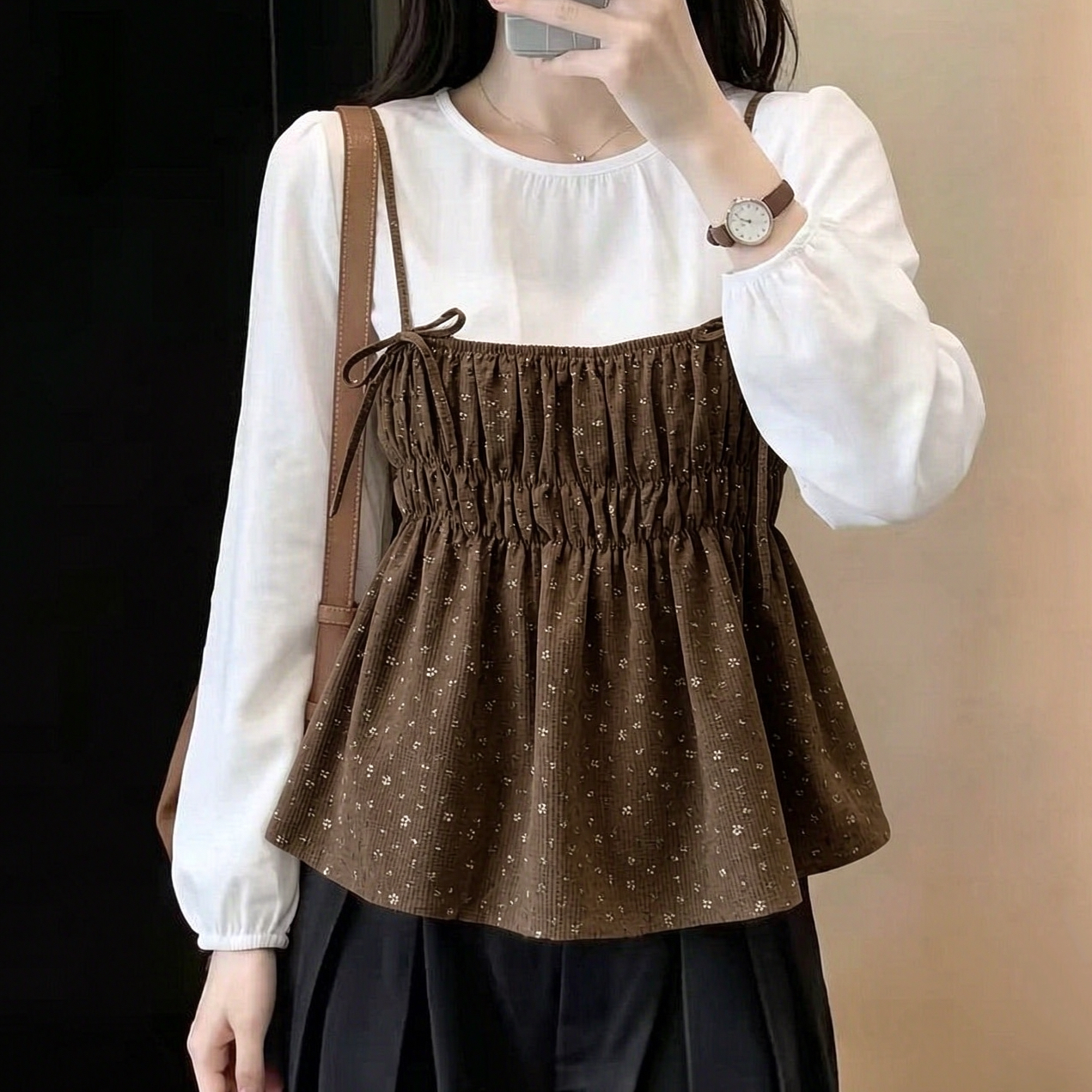 杏色圆领碎花衬衫韩系女秋甜美收腰褶皱吊带两件套灯笼袖上衣 服裝批發女裝批發服飾貨源