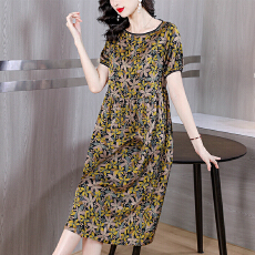 批发新款洋气质高端精致<b class='q'>连衣裙</b>女夏季2026妈妈装时尚减龄印花显瘦裙子