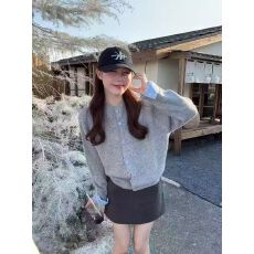 批发格子拼接设计感长袖毛衣女2025秋季新款甜美韩系慵懒风针织上衣潮