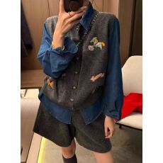 批发韩版精致柔软针织马甲卡通刺绣百搭马夹2025<b class='q'>冬</b>季气质叠穿坎肩上衣