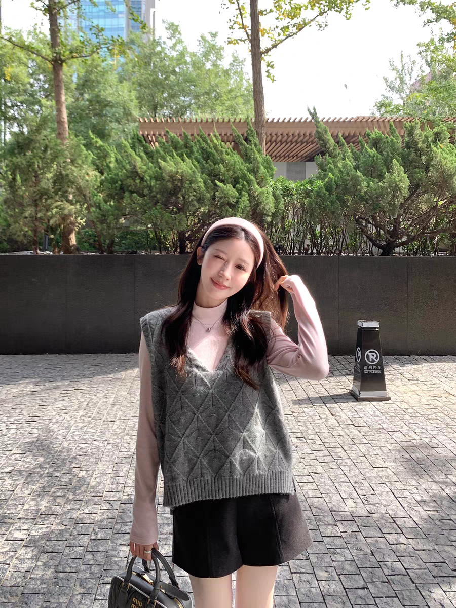 양 양 yangruoyu 회색 기본 톤 모직물 조끼 여성 레트로 V넥 외출용 스택 가져 가라. 스웨터 조끼 여자