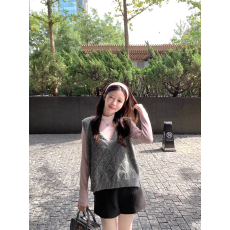 批发杨杨YANGRUOYU灰色基调毛织背心<b class='q'>女</b>复古V领外穿叠搭<b class='q'>毛衣</b>马甲<b class='q'>女</b>