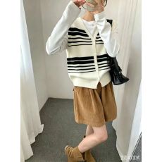 批发V领条纹针织马甲<b class='q'>开衫</b>毛衣背心<b class='q'>女</b>秋季韩版百搭叠穿无袖针织衫坎肩