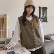 批发韩国chic复古蝴蝶刺绣毛衣开衫女<b class='q'>夏</b>季新款洋气减龄马甲背心上衣潮