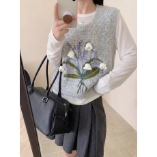 批发设计感立体花朵针织背心马甲女26秋冬新款百搭圆领无袖坎肩