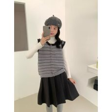 批发法式小香风木耳边拼接针织衫女2026<b class='q'>夏</b>季新款独特撞色优雅无袖上衣