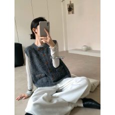 批发质感韩系针织马甲开衫女春秋新款圆领无袖叠搭设计感毛衣背心外套