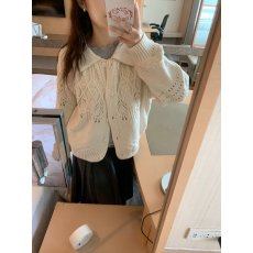 批发一粒宇宙 米白色镂空针织外套女温柔娃娃领设计感百搭慵懒风<b class='q'>开衫</b>