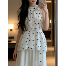 批发实拍 波点<b class='q'>蝴蝶结</b>系带挂脖无袖背心女夏季气质宽松显瘦<b class='q'>衬衫</b>上衣