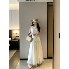 批发实拍 2026巨好看连衣裙<b class='q'>女</b>新款夏季无袖拼接裙白色<b class='q'>背心</b>裙子