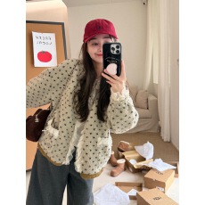 批发<b class='q'>韩国</b>东大门2025秋季<b class='q'>蕾丝</b>边羊羔毛爱心外套