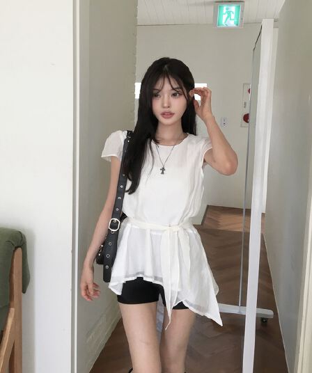 재고 있음 chic 한국 스타일 불규칙 반팔 라운드 넥 셔츠