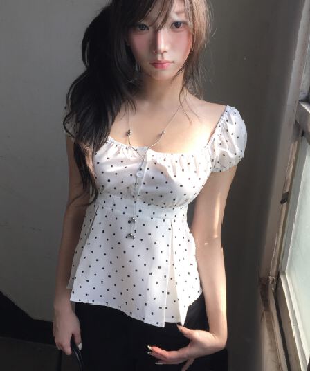 재고 있음 한국 ins 보 주님 달콤함 소녀 바람 신선함 도트 무늬 광장 칼라 거품 소매 허리 수축 슬림해 보이는 맨위
