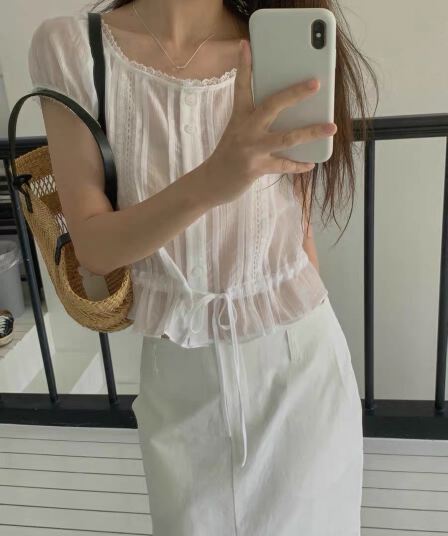 가지고있다 창고 한국 동대문 레이스 작은 레이스 부드러운 청 ~을 통해 달콤함 스트랩 짧은 셔츠