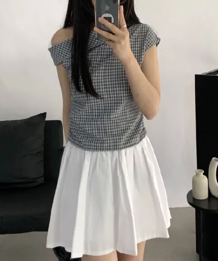 한국 스타일 chic 여름 비스듬한 칼라 오프숄더 격자 무늬 셔츠 디자인 센스 작은 대중 주름 허리 수축 오프숄더 쇼트 스타일 맨위