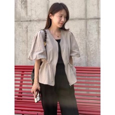 批发新款简约纯色文艺泡泡袖俏皮小衫V领收腰系带衬衣