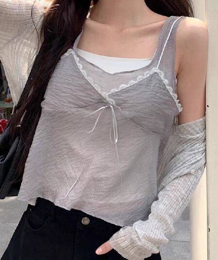 재고 있음 달콤함 한 부서 디자인 센스 페이크 레이어드 캐주얼 단색 캐미솔