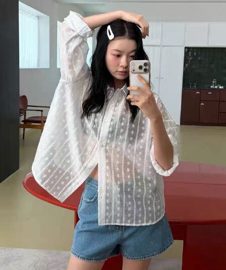 재고 있음 한국 chic 느긋한 바람 루즈핏 홀로우 아웃 자수 셔츠