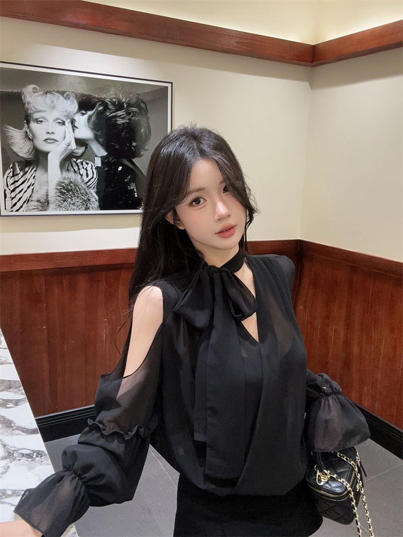 실사 2026 새로운 고급 센스 오프숄더 셔츠 프랑스식 거품 소매 V넥 리본 패션 품격 다용도 맨위