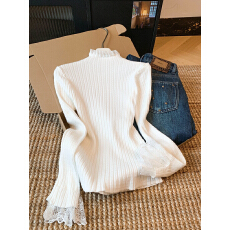 批发实拍 <b class='q'>韩版</b>上衣半高领蕾丝针织打底衫女秋冬设计感长袖内搭毛衣