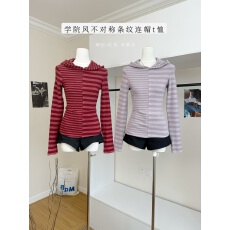 批发韩国coyseio2025秋冬新款学院风不对称<b class='q'>条纹</b>连帽修身<b class='q'>长袖</b><b class='q'>t</b><b class='q'>恤</b>上衣女