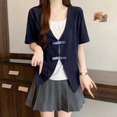 批发实拍~2026年夏季假两件开叉大码女装胖mm<b class='q'>西装</b>领短袖T恤套头显瘦