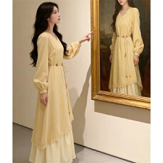 批发大码<b class='q'>韩版</b>高级感巨好看的V领收腰修身连衣裙清纯系乖乖妹穿搭裙子.