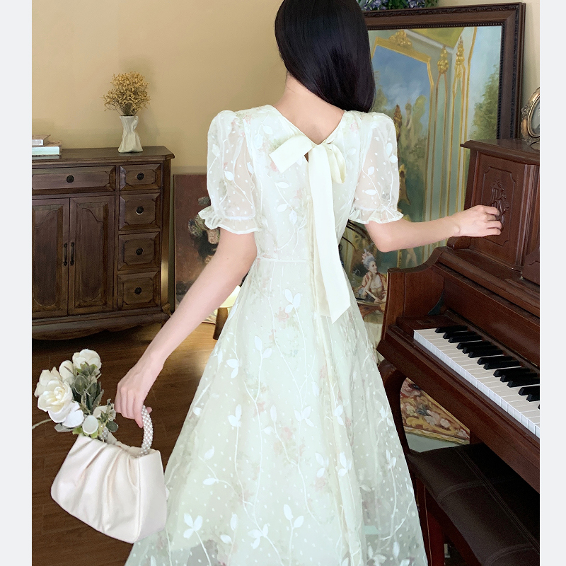 RY1137# 大码法式小清新连衣裙女夏季温柔风刺绣长裙胖MM遮肚显瘦a字裙子.