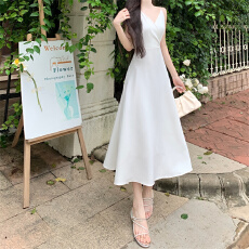 批发新款大码女装白色<b class='q'>吊带</b><b class='q'>连衣裙</b>女春季微胖MM高腰遮跨显瘦飘逸仙女裙