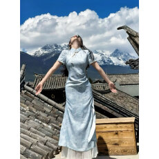 批发俏娘鱼2025新款冰川蓝改良旗袍前开叉女夏中式年轻款日常可穿素雅