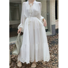 批发彩依  2026新款  法式温柔风气质系带灯笼袖收腰<b class='q'>镂空</b>刺绣<b class='q'>连衣裙</b>女