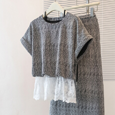 批发实拍夏季新款圆领短袖拼接蕾丝花边搭配中长款<b class='q'>裙</b>子大码套装