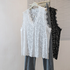 批发实拍夏季新款2026法式蕾丝马甲无袖背心设计宽松休闲大码女装