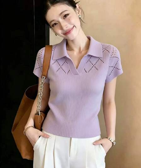 고급 센스 폴로 칼라 얇은 스타일 홀로우 아웃 얼음 실크 반팔 니트 스웨터 여자 2026 새로운 여름 한 부서 품격 맨위