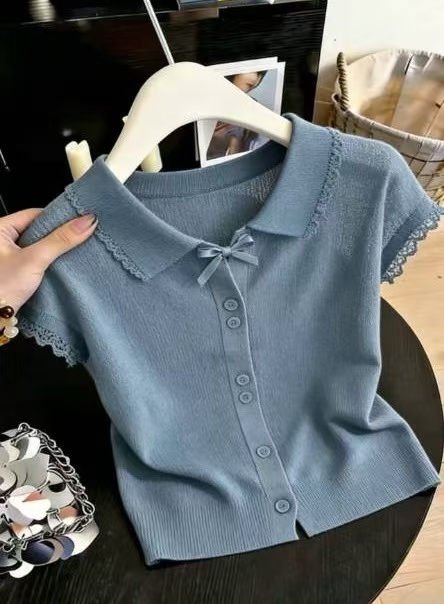 고유 한 디자인 센스 레이스 조각 니트 스웨터 2026 여름 POLO 칼라 반팔 프로 피부 다용도 맨위 작은 셔츠 여성