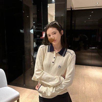 배색 POLO 칼라 트위스트 무늬 니트 스웨터 만나는 스웨터 여자 가을 겨울 캐주얼 긴팔 루즈핏 슬림해 보이는 인사이드 잡아라. 의류